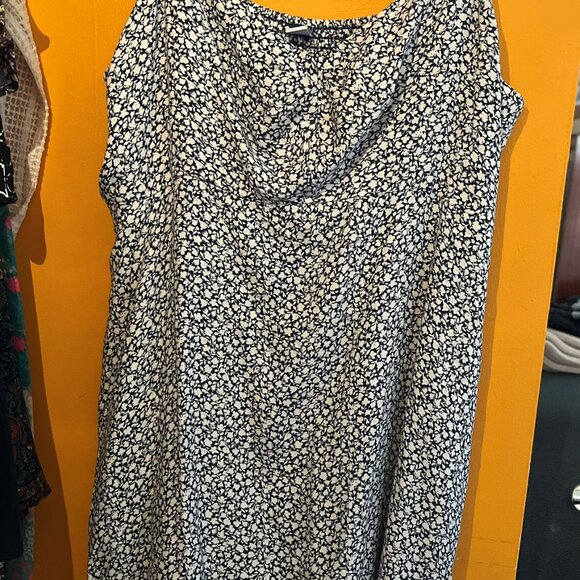 Old Navy Fit & Flare Crepe Mini Dress Size XL - Picture 3 of 7
